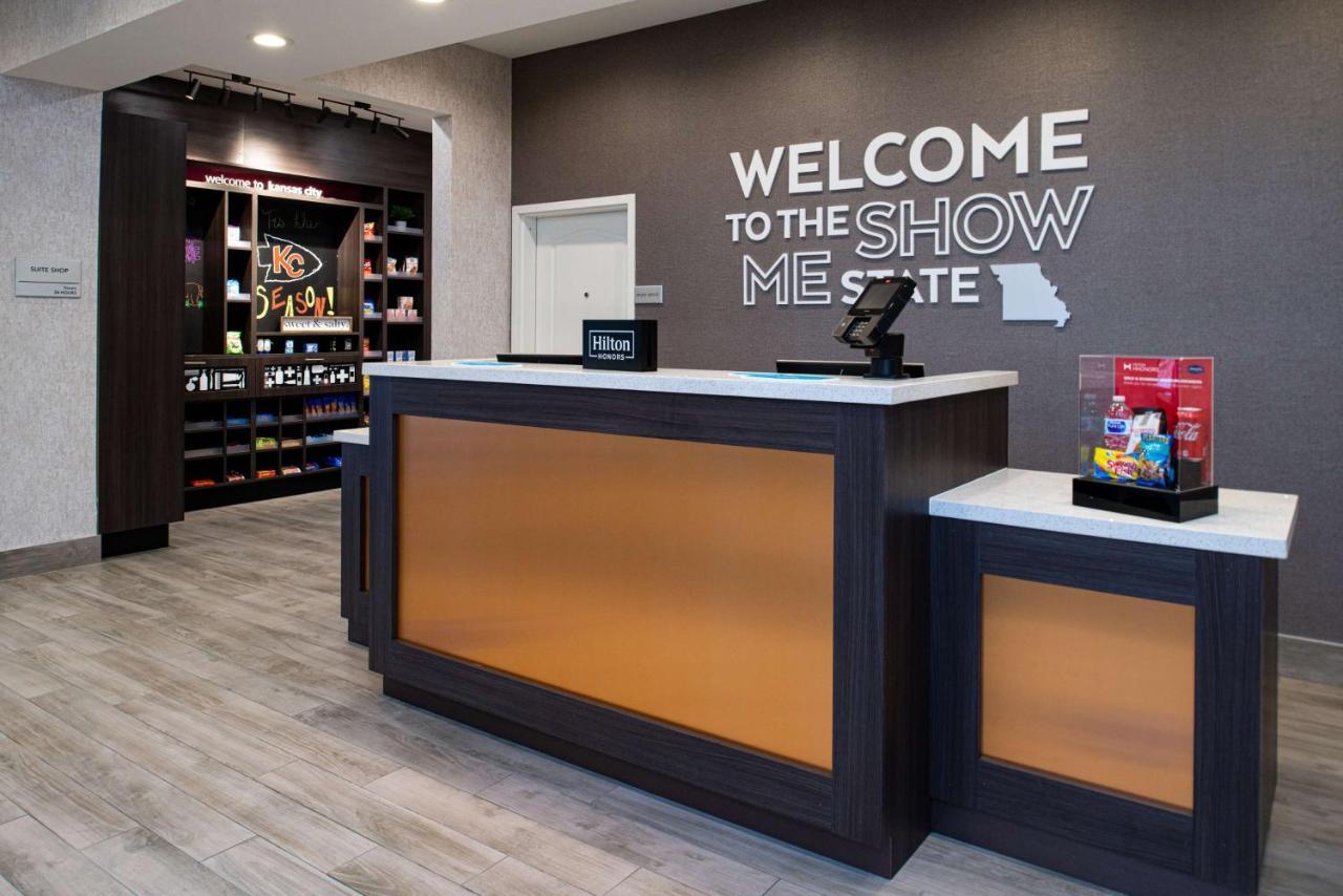 Hampton Inn Kansas City Northeast ภายนอก รูปภาพ