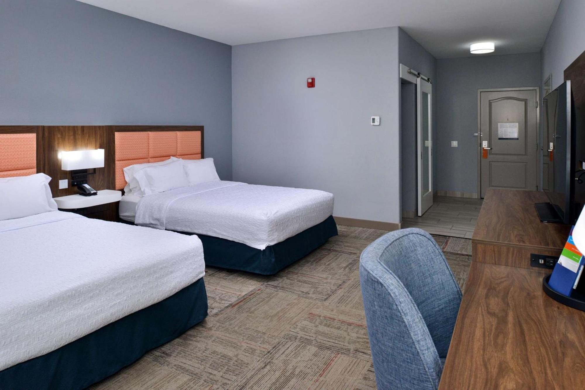 Hampton Inn Kansas City Northeast ภายนอก รูปภาพ